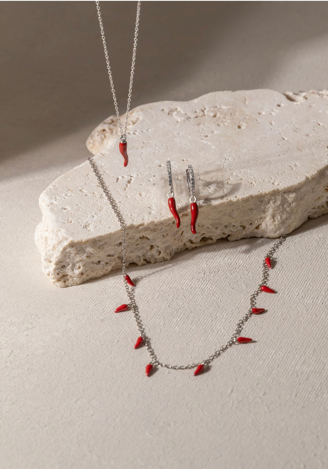CHILI CHAIN NECKLACE - GOLD
